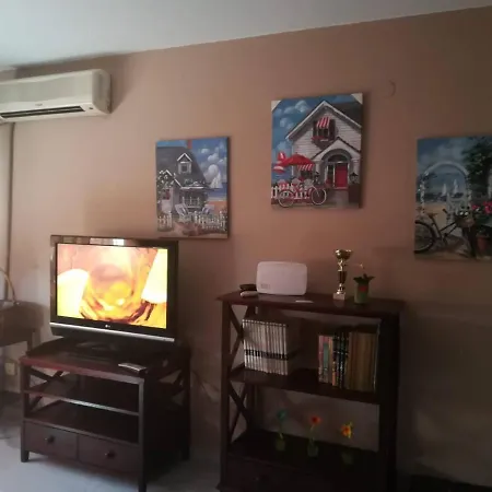 Apartamento En La Mejor Zona De La Ciudad *
